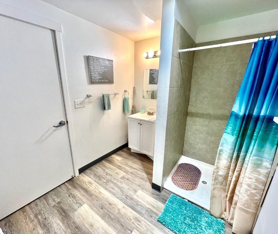 Private Room With Shared Bathroom On The 1St Floor 10 Minutes Walk To University Of Washington Seattle Zewnętrze zdjęcie